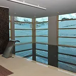 Axis Porto Business & 4* Pedroucos (Porto)