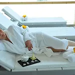 Axis Porto Business & Ξενοδοχείο 4*