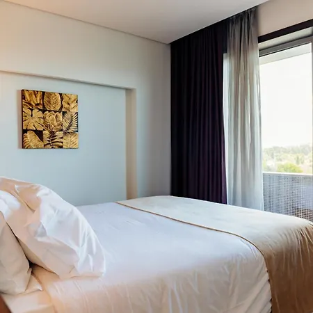 Hotel Axis Porto Business & 4*