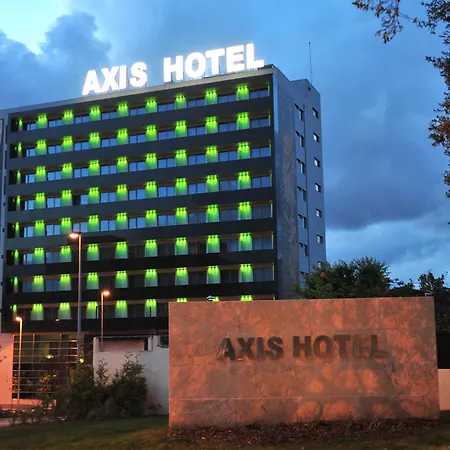 Axis Porto Business & Hotel 4*