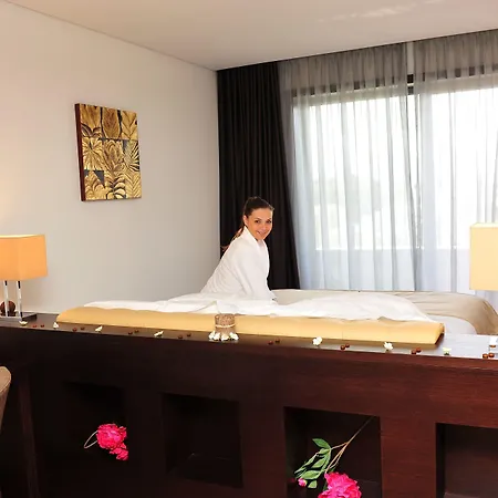 Axis Porto Business & Pedroucos (Porto)