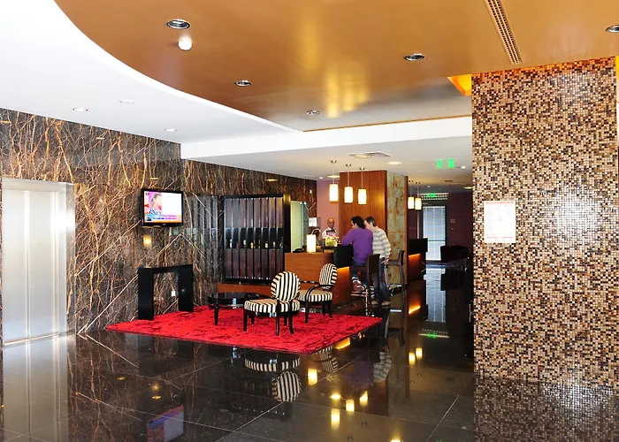 아시스 포르토 비즈니스 앤드 스파 Pedroucos (Porto)