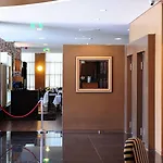 Axis Porto Business & Hotel 4*