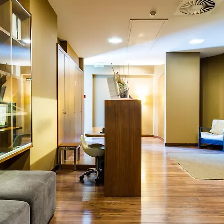 Axis Porto Business & 4* Pedroucos (Porto)