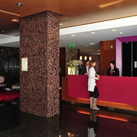 Axis Porto Business & Hotel