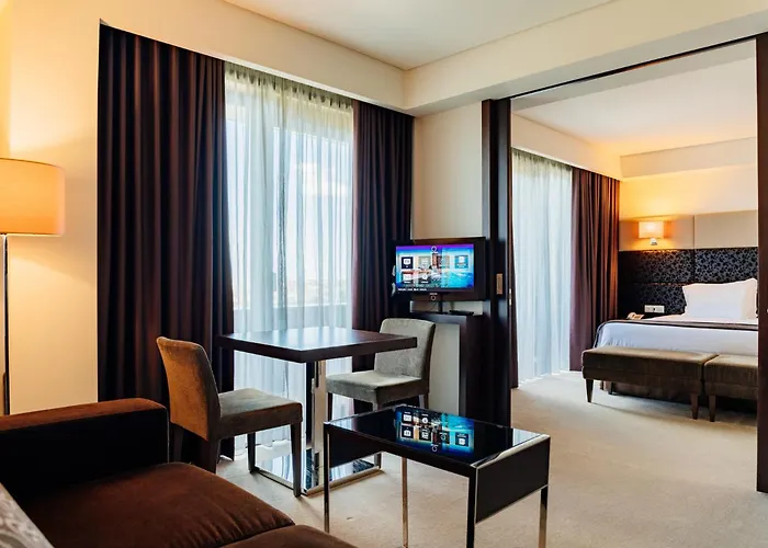 Hotel Axis Porto Business & 4*