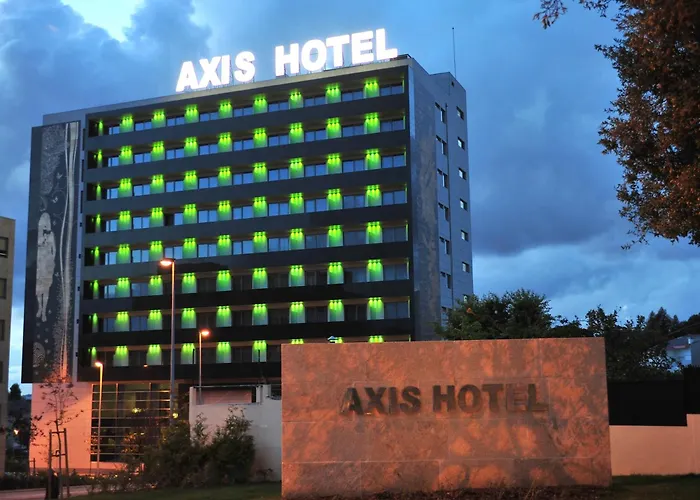 Axis Porto Business & Hotel 4*