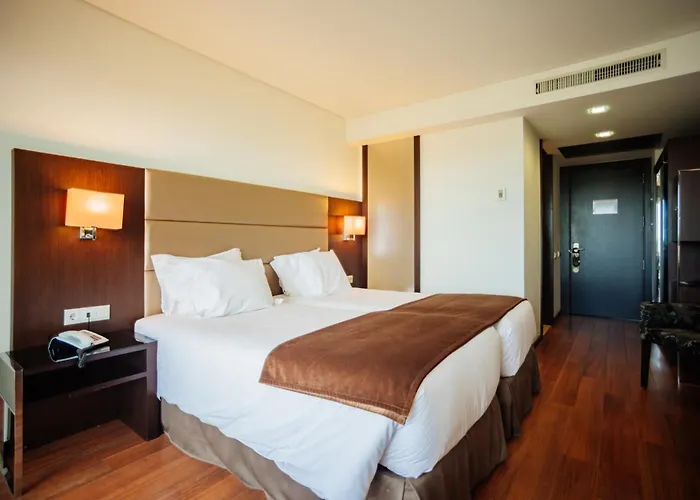 Hotel Axis Porto Business & 4*