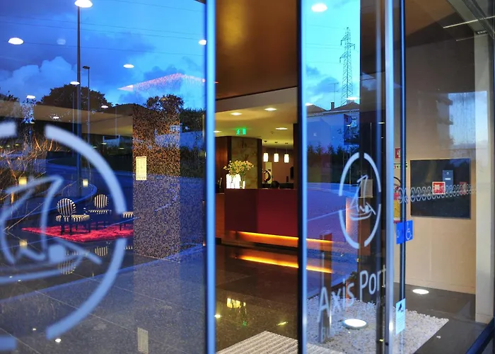 فندق Axis Porto Business & 4*